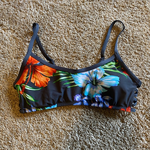 Kona sol small flower print bikini top - Picture 1 of 3
